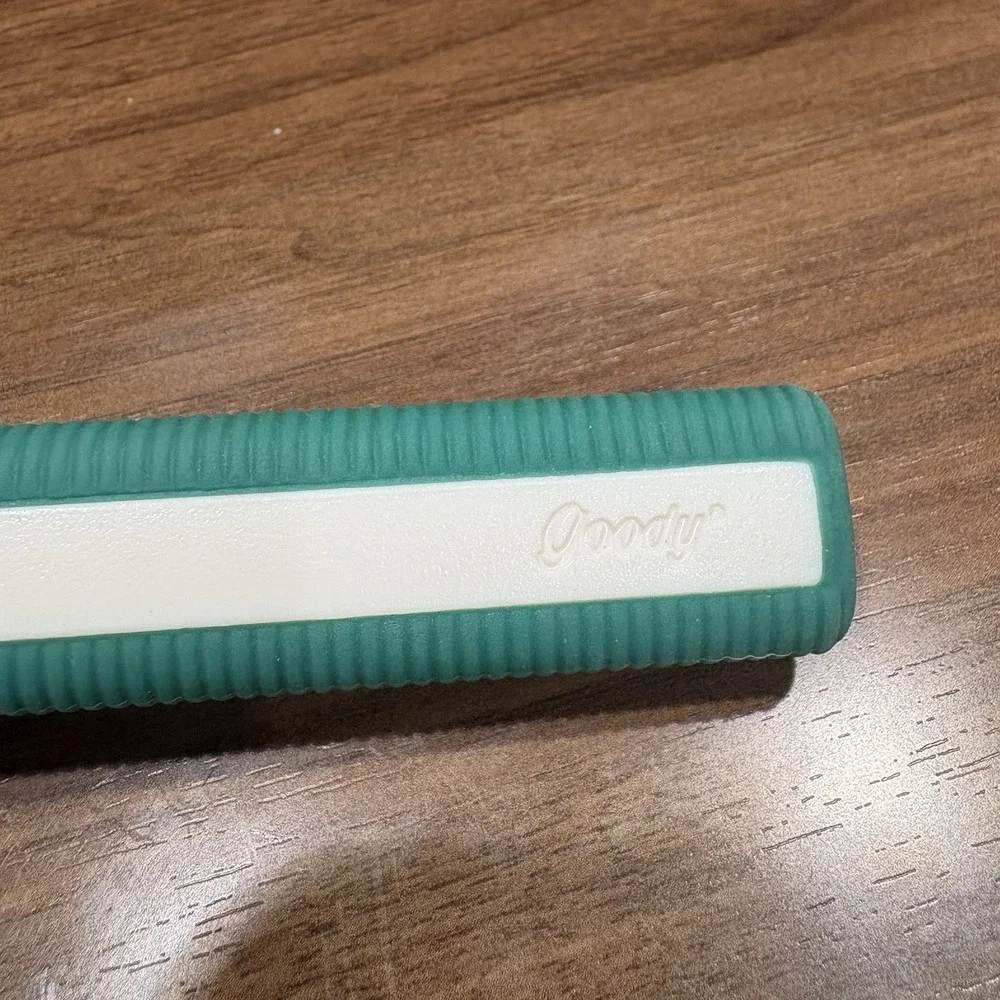 Goody vintage brush